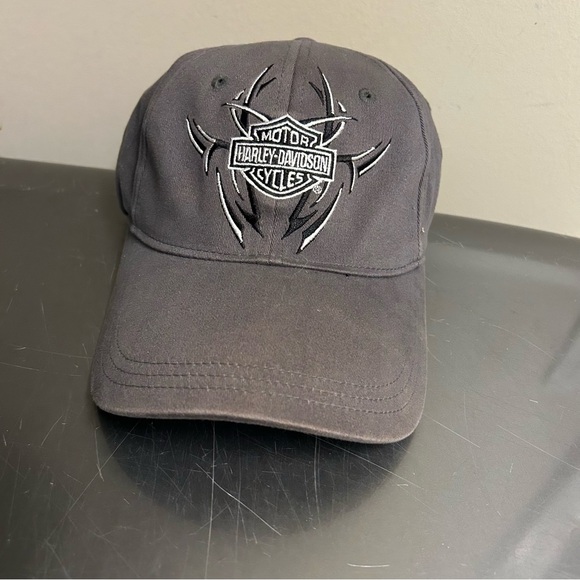 Official Harley Davidson Baseball Cap with cool HD logo embroidered on the hat - Picture 2 of 14